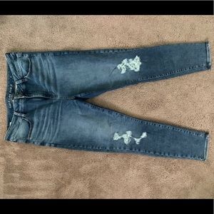 Medium destroyed wash, Hi rise jeggings